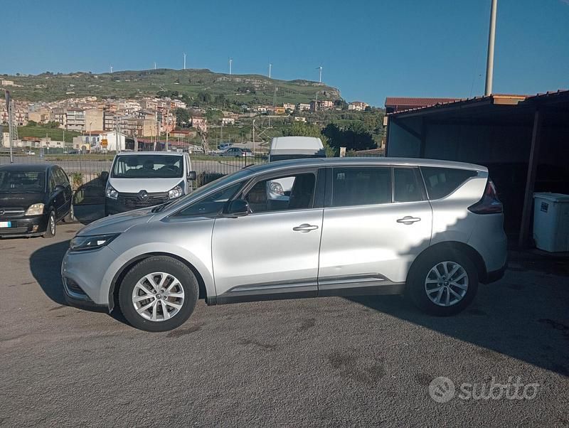 Usata Renault Espace Zen 131 CV (96 kW) 2015 Grigio Monovolume