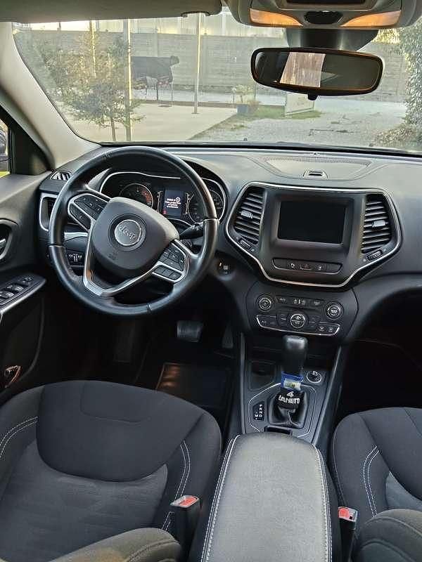 Usata Jeep Cherokee Longitude 194 CV (142 kW) 2019 SUV
