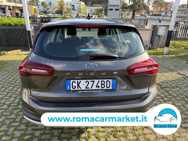 Gebraucht Ford Focus Active 120 PS (88 kW) 2022 Grau Kombi