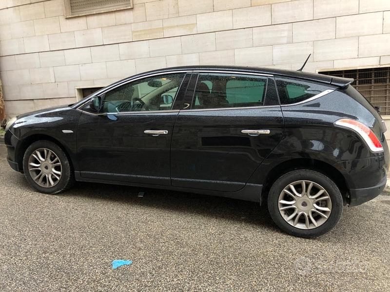 Usata Lancia Delta 120 CV (88 kW) 2008 Nero Utilitaria