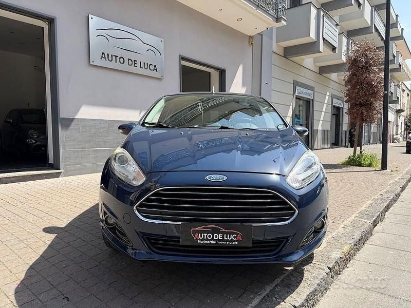 Occasion Ford Fiesta Titanium 75 ch (55 kW) 2015 Bleue Berline
