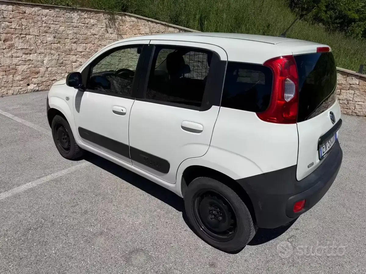 Usata Fiat Panda 4x4 75 CV (55 kW) 2013 Bianco Utilitaria