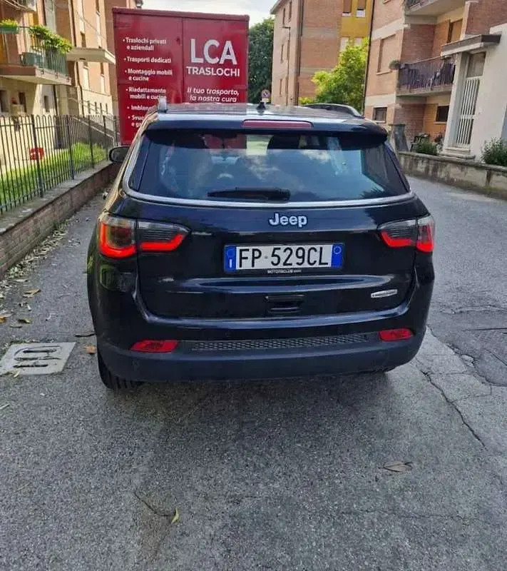 Usata Jeep Compass Sport 140 CV (102 kW) 2018 Nero SUV