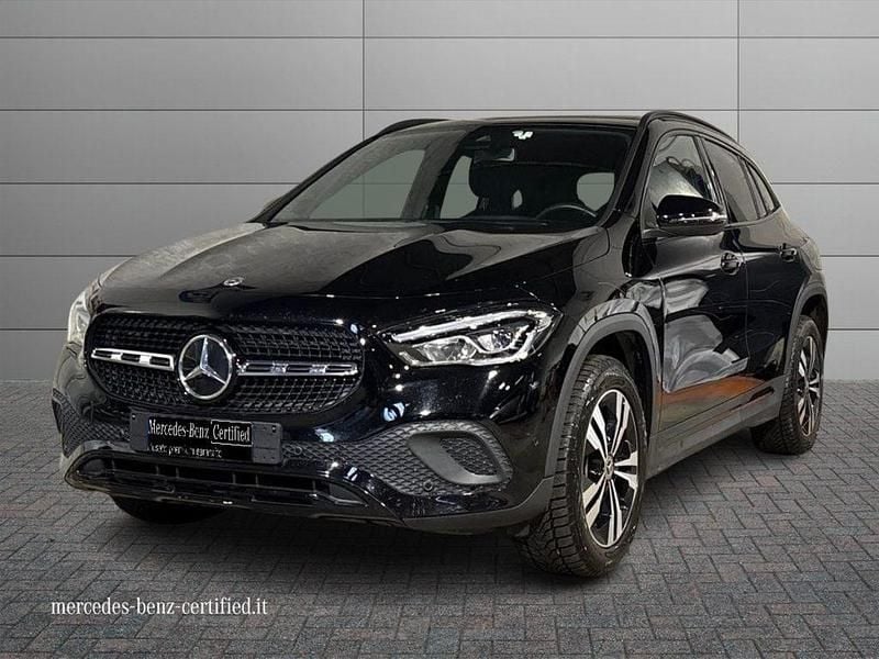 Usata Mercedes GLA180 116 CV (85 kW) 2021 Nero notte SUV