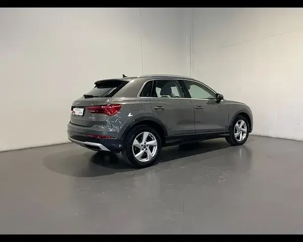 Usata Audi Q3 Advanced 150 CV (110 kW) 2023 Argento SUV