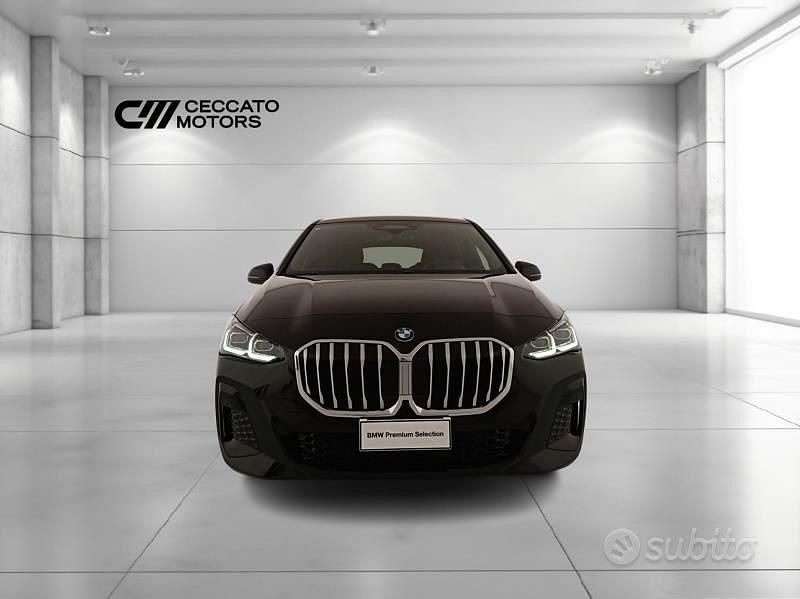 Usata BMW 218 Active Tourer Comfort Edition 150 CV (110 kW) 2024 Nero Monovolume