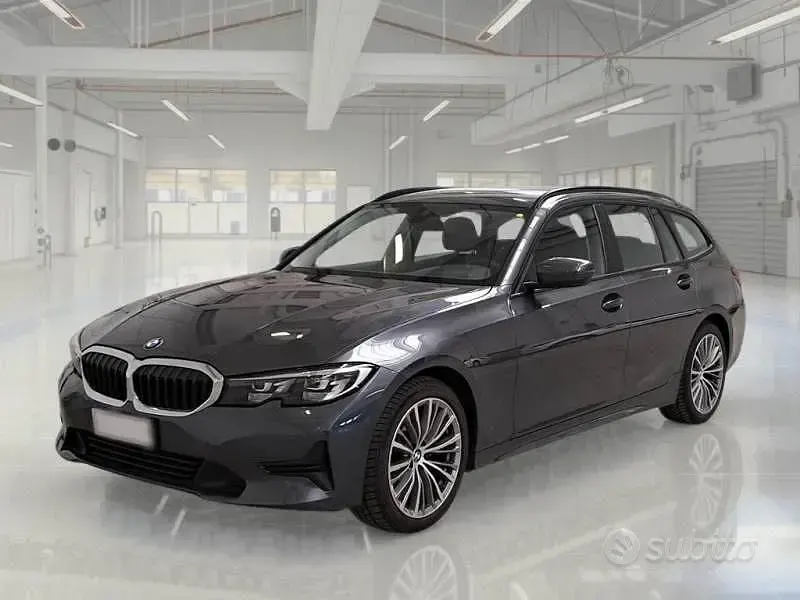 Usata BMW 318 Efficient Dynamics 150 CV (110 kW) 2021 Station wagon