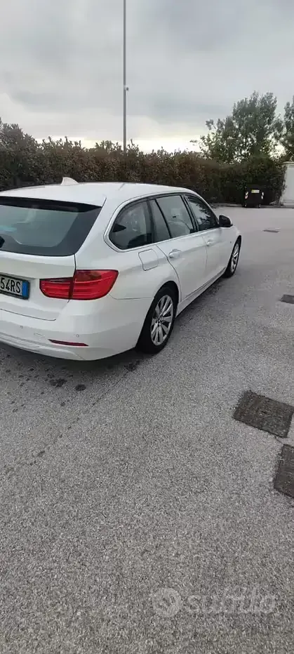 Usata BMW 318 143 CV (105 kW) 2013 Bianco Station wagon