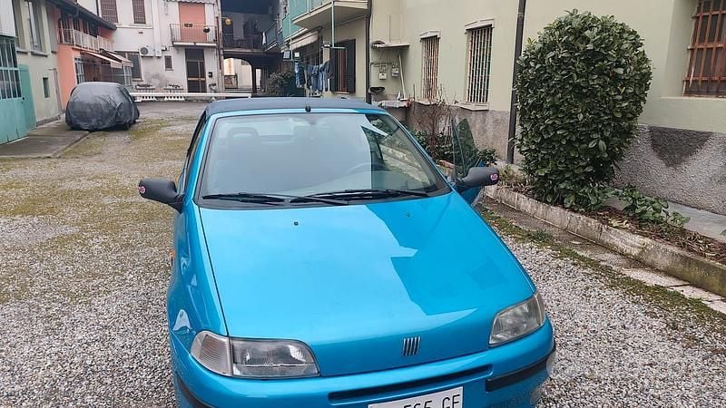 Blu Usata 1997 Fiat Punto Cabriolet S Cabrio | 7400 € - Immagine 1/4