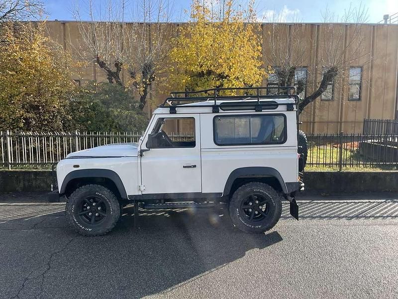 Usata Land Rover Defender SE 122 CV (89 kW) 2009 Station wagon