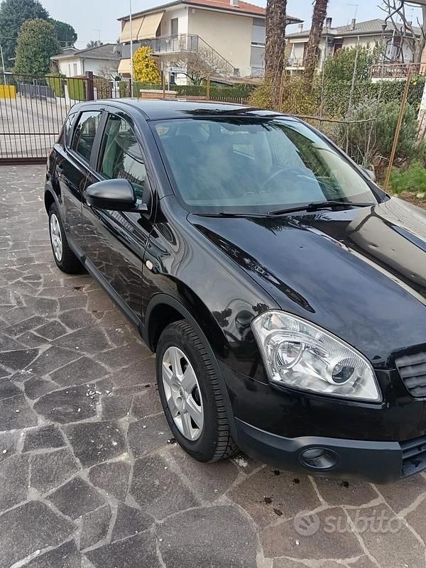 Usata Nissan Qashqai Tekna 115 CV (84 kW) 2007 Nero SUV