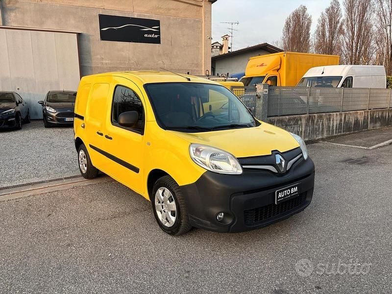 Usata Renault Kangoo LIMITED 110 CV (80 kW) 2019 Giallo Monovolume