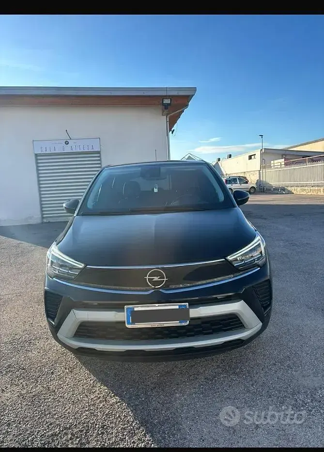 Usata Opel Crossland 131 CV (96 kW) 2022 Nero SUV