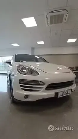 Usata Porsche Cayenne 245 CV (180 kW) 2012 Bianco SUV