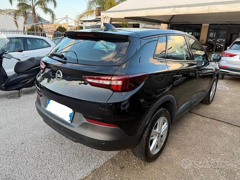 Usata Opel Grandland X Innovation 131 CV (96 kW) 2021 Nero SUV