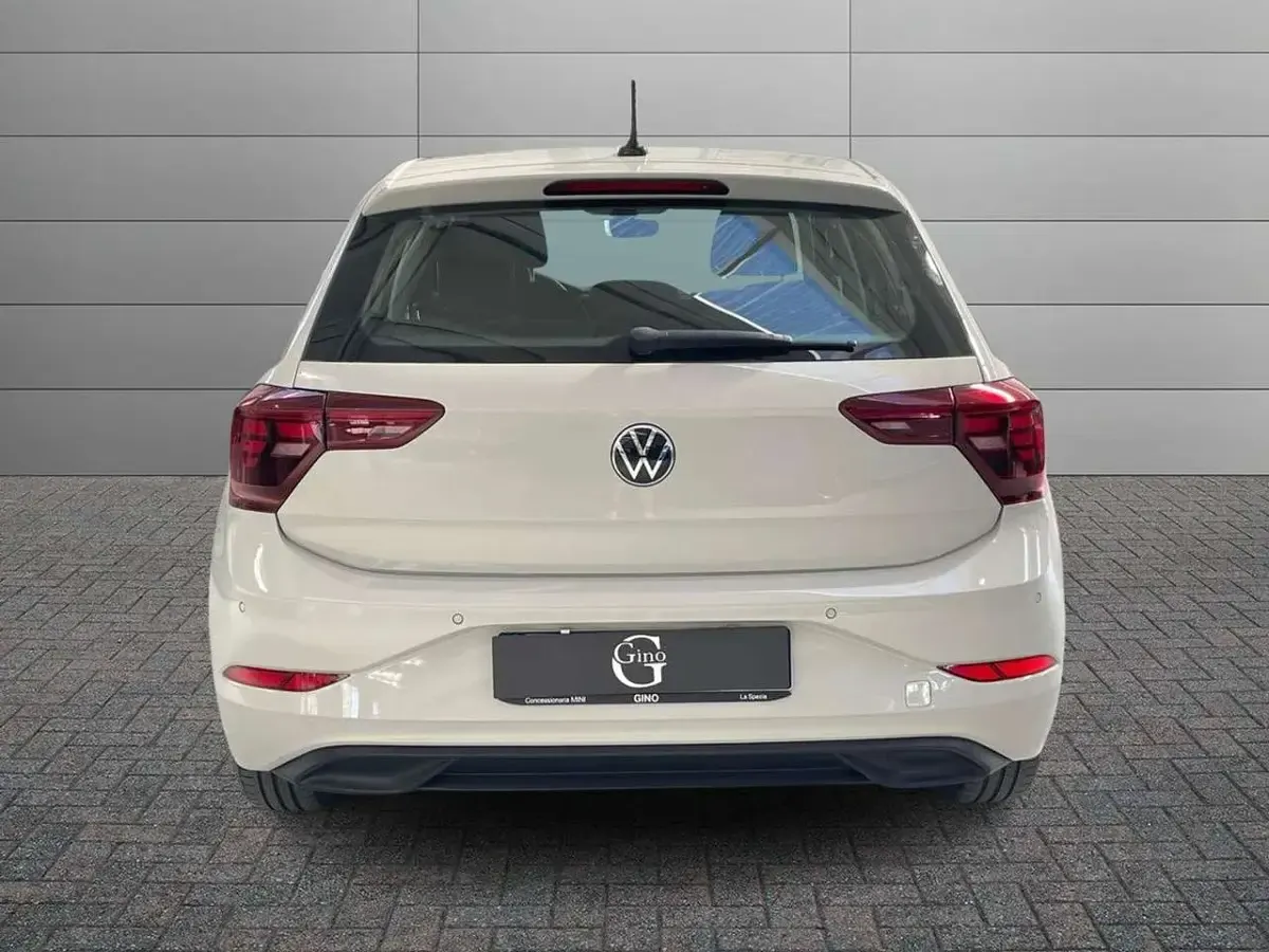 Usata VW Polo Style 90 CV (66 kW) 2024 Bianco Utilitaria