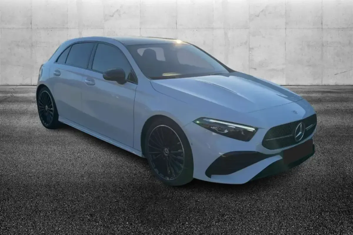 Usata Mercedes A250 AMG Line Premium 224 CV (164 kW) 2023 Bianco Berlina