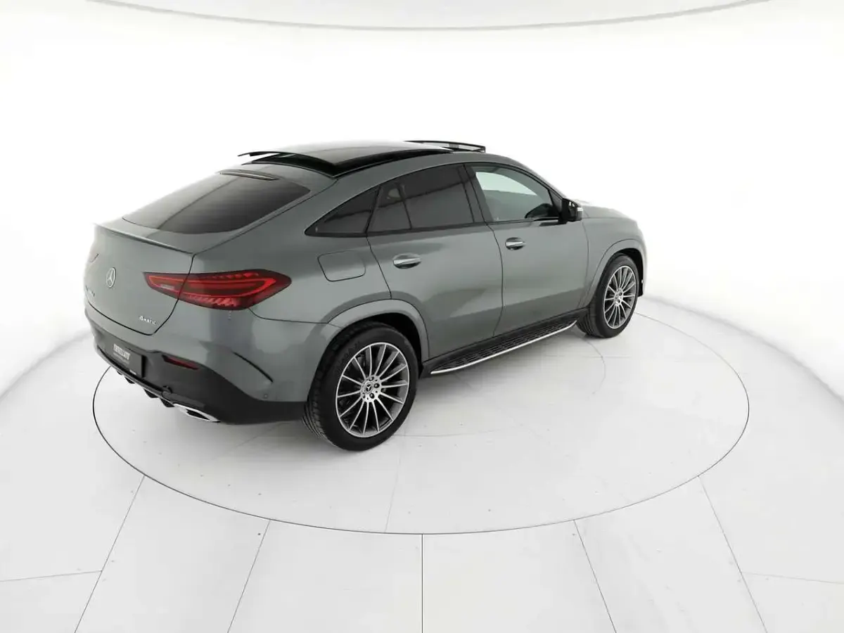 Usata Mercedes GLE300 AMG Line Premium 269 CV (197 kW) 2024 Argento SUV