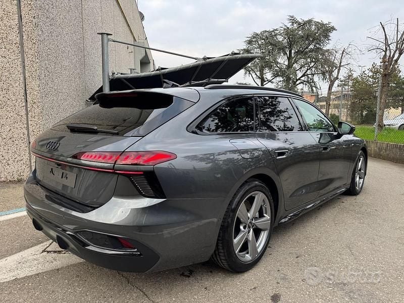 Nuova Audi A6 S-Line 204 CV (150 kW) 2025 Grigio scuro metallizzato Station wagon