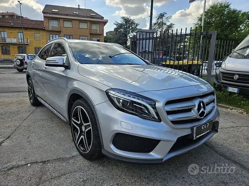 Occasion Mercedes GLA200 Premium 156 ch (114 kW) 2016 Gris SUV