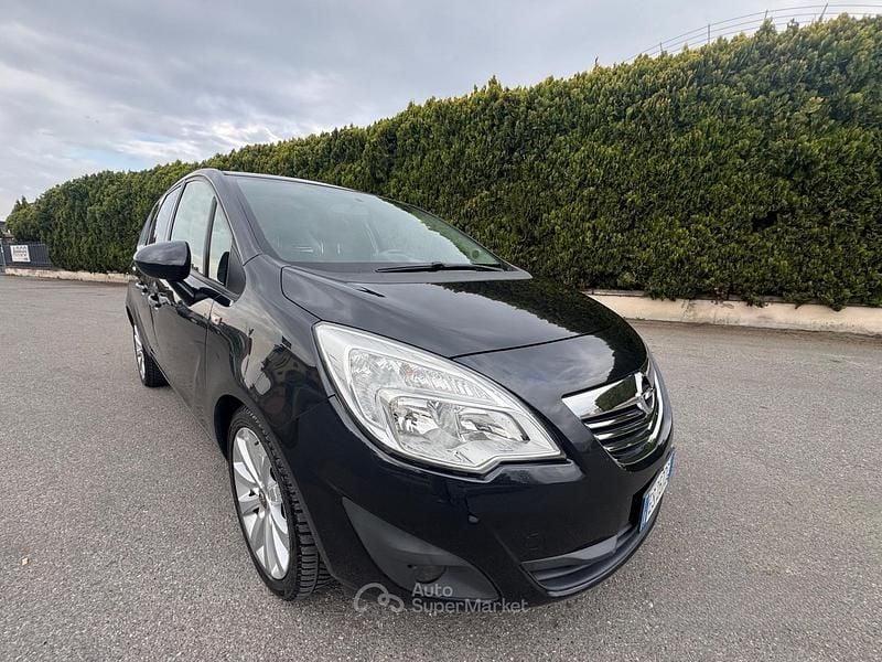 Usata Opel Meriva Cosmo 120 CV (88 kW) 2013 Grigio Monovolume