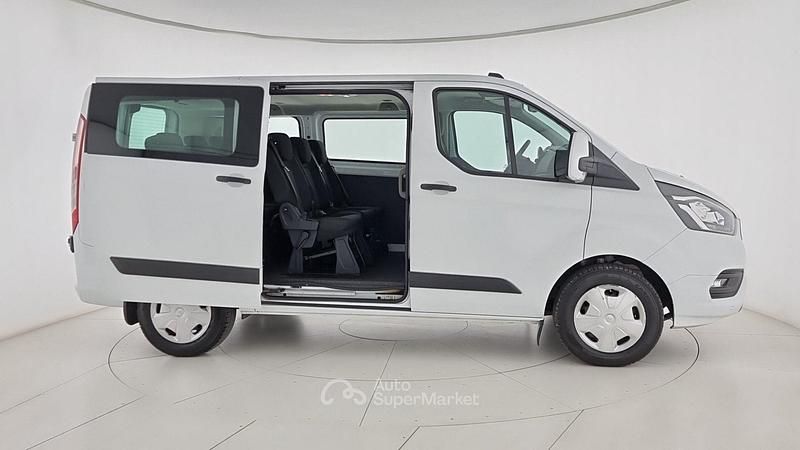 Usata Ford Transit Custom Trend 131 CV (96 kW) 2022 Bianco Station wagon