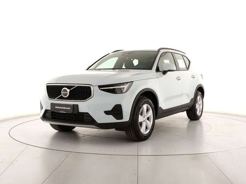 Nuova Volvo XC40 164 CV (120 kW) 2025 Cloud blue SUV