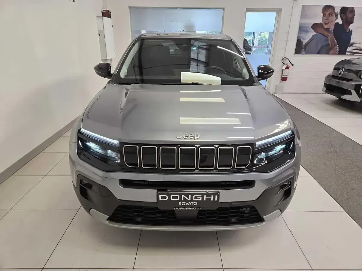 Usata Jeep Avenger Summit 101 CV (74 kW) 2025 Grigio SUV