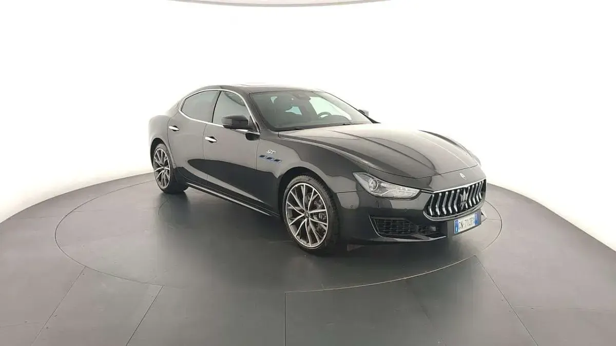 Usata Maserati Ghibli GT 330 CV (242 kW) 2023 Nero Berlina