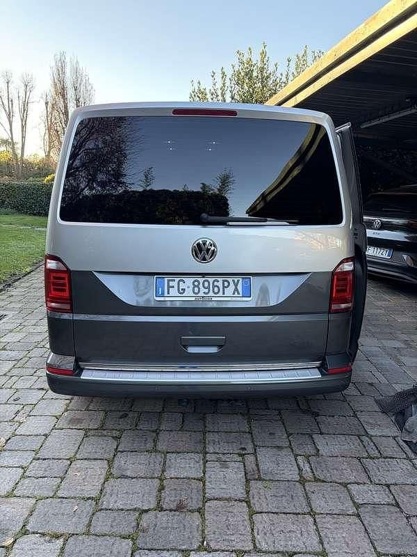 Usata VW Caravelle 150 CV (110 kW) 2016 Monovolume