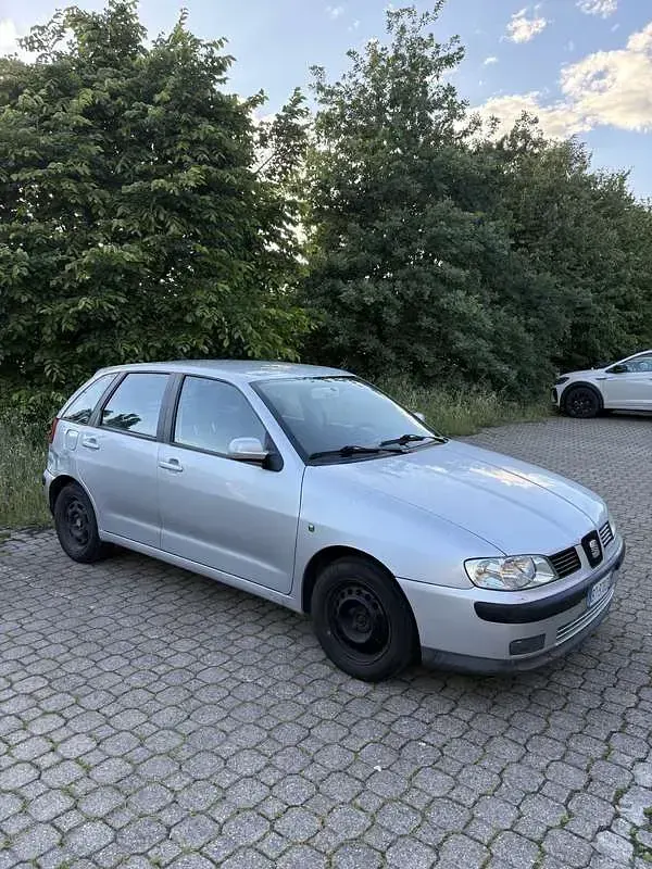 Usata Seat Ibiza 60 CV (44 kW) 2001 Utilitaria