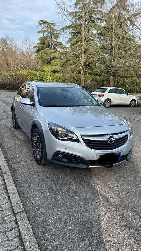 Usata Opel Insignia Country Tourer 163 CV (119 kW) 2016 Station wagon