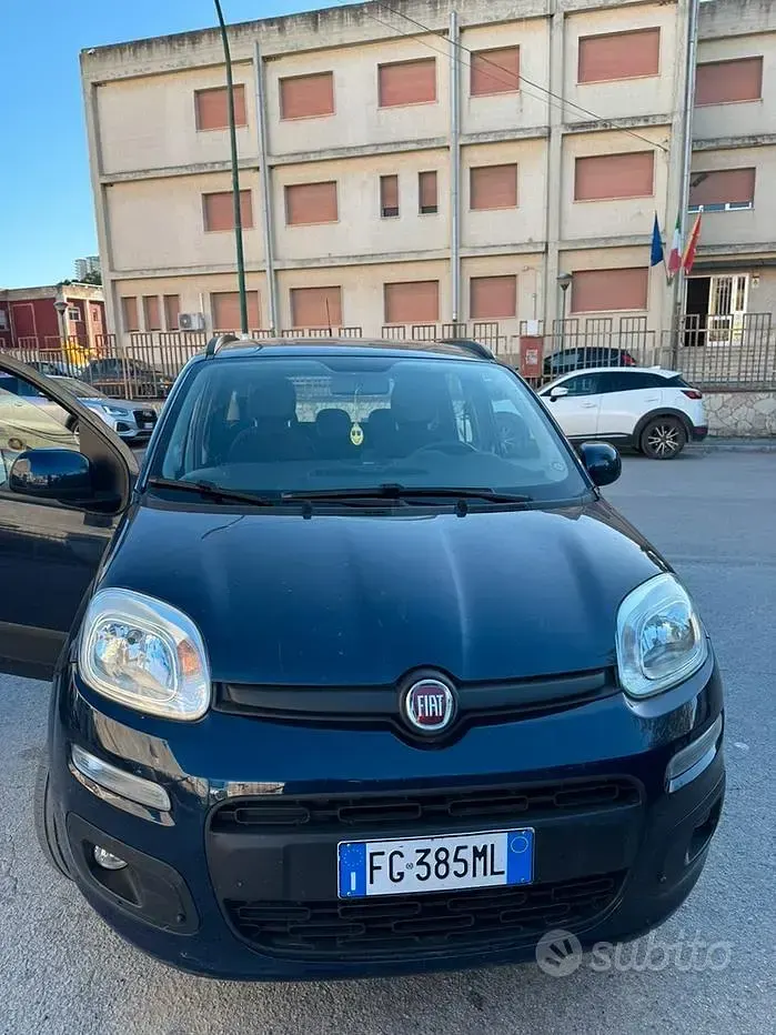 Usata Fiat Panda Lounge 69 CV (50 kW) 2016 Utilitaria