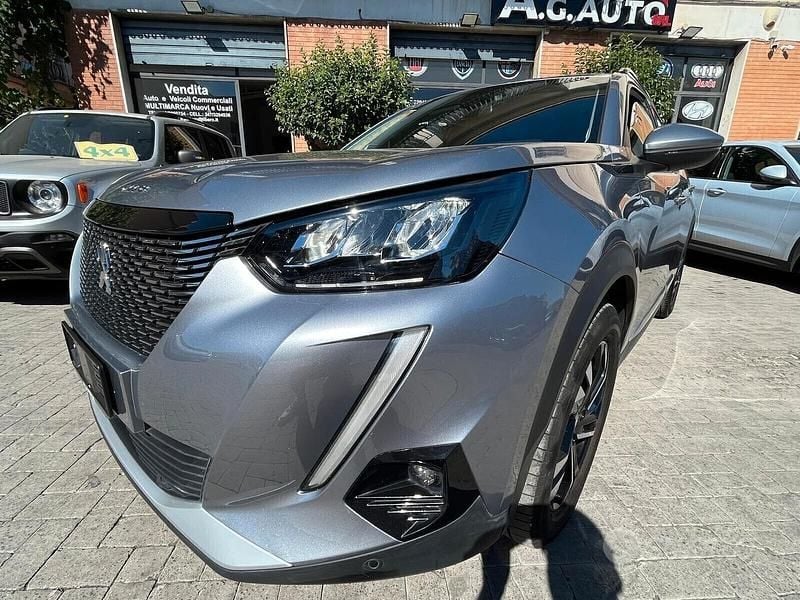 Usata Peugeot 2008 Allure 101 CV (74 kW) 2020 Grigio SUV