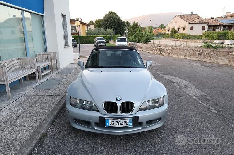 Usata BMW Z3 118 CV (86 kW) 2021 Argento Cabrio