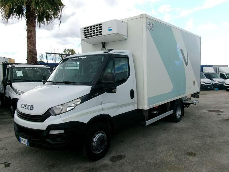 Usata Iveco Daily 150 CV (110 kW) 2017 Bianco