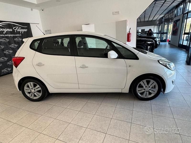 Usata Hyundai ix20 Comfort 90 CV (66 kW) 2011 Bianco Utilitaria