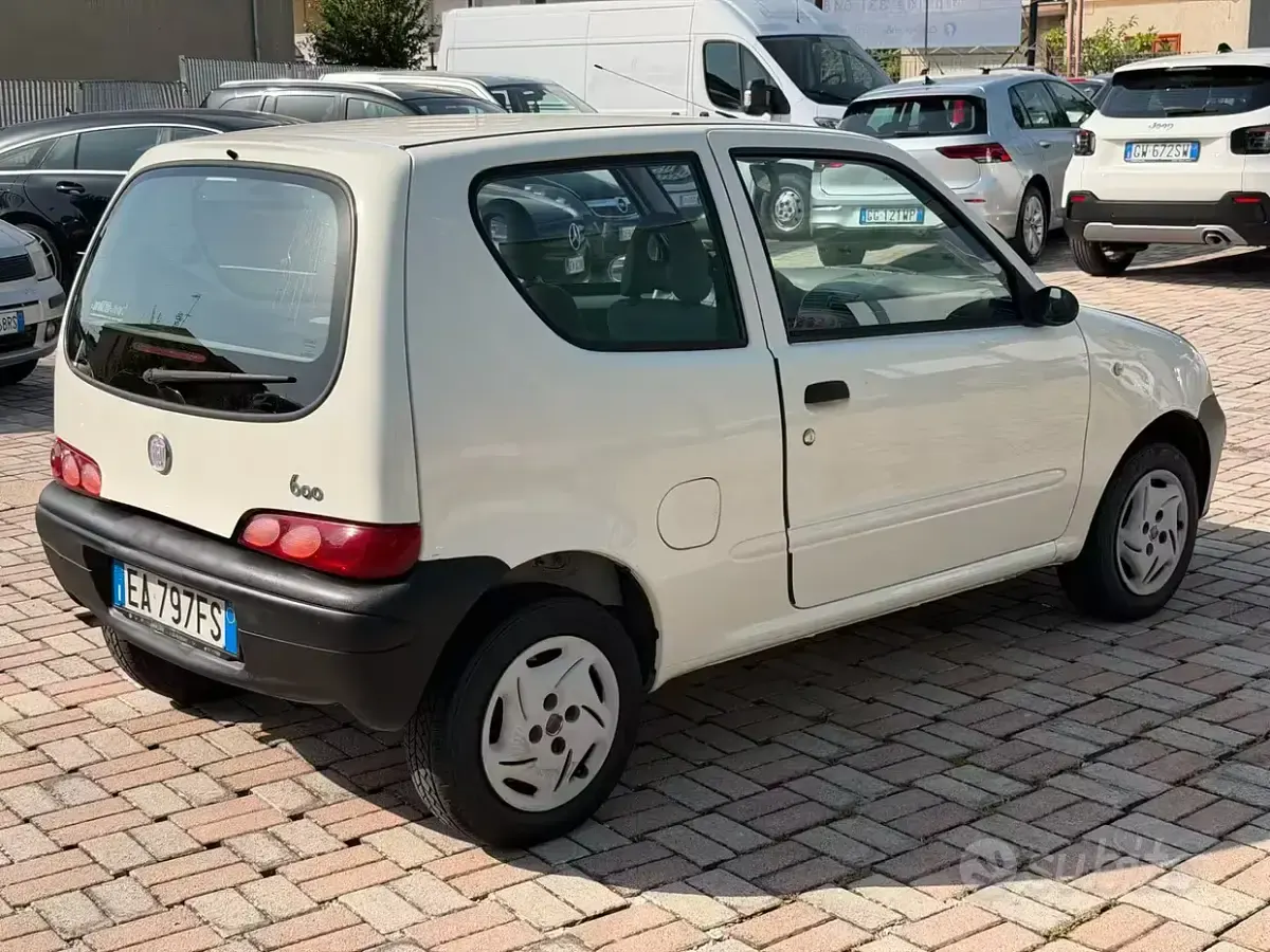 Usata Fiat 600 54 CV (39 kW) 2010 Bianco Utilitaria