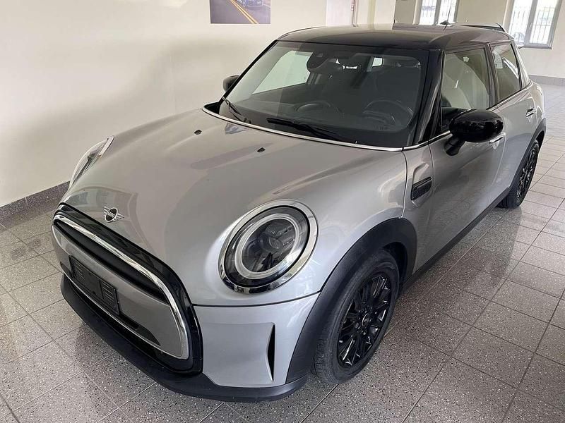 Usata Mini Cooper Essential 156 CV (114 kW) 2024 Argento Utilitaria