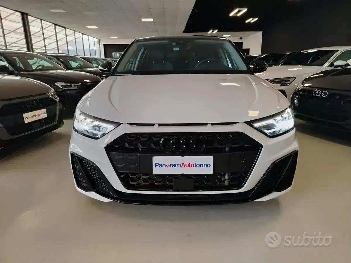 Usata Audi A1 S-line plus 116 CV (85 kW) 2025 Bianco SUV