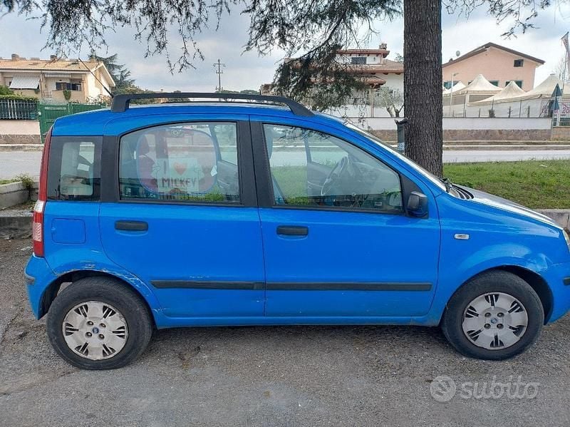 Usata Fiat Panda Dynamic 60 CV (44 kW) 2004 Blu Utilitaria