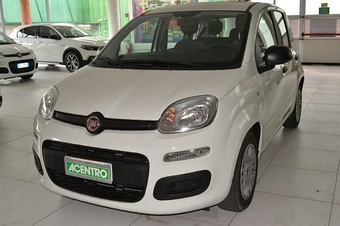 Grigio Usata 2021 Fiat Panda Due volumi | 10.500 € (Buon prezzo) - Immagine 1/4