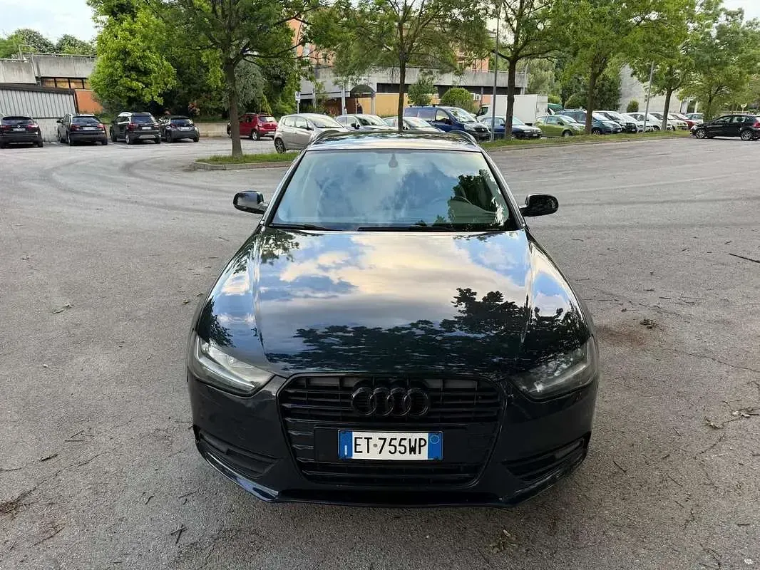Usata Audi A4 Ambiente 150 CV (110 kW) 2014 Blu/azzurro Station wagon
