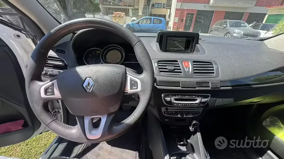 Usata Renault Mégane 90 CV (66 kW) 2011 Bianco Berlina