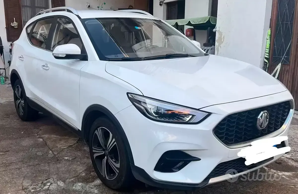 Usata MG ZS 106 CV (77 kW) 2024 Bianco SUV