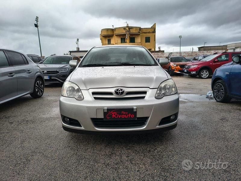 Usata Toyota Corolla Sol 90 CV (66 kW) 2006 Grigio Berlina