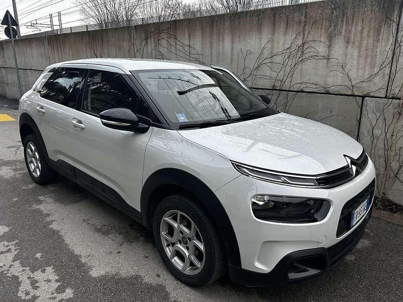 Usata Citroën C4 Feel 102 CV (75 kW) 2018 Bianco SUV
