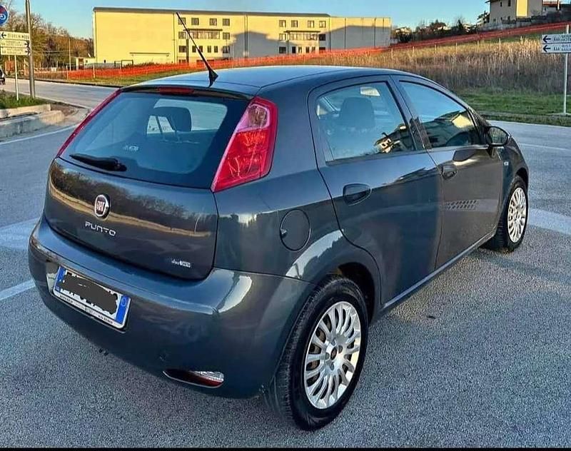 Usata Fiat Punto Evo 45 CV (33 kW) 2005 Utilitaria