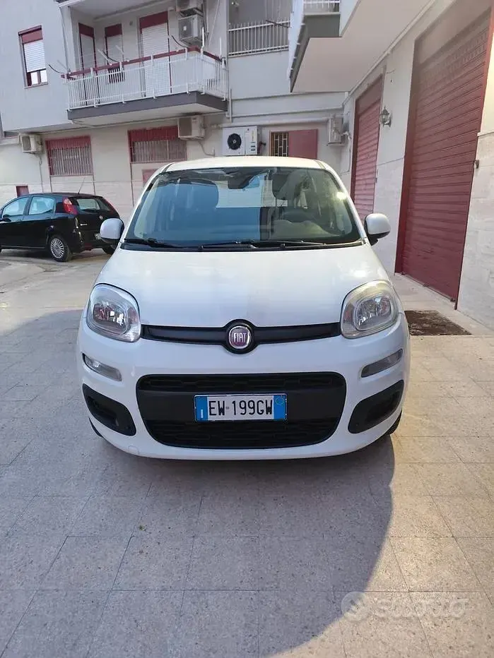 Käytetty Fiat Panda Lounge 80 HP (58 kW) 2014 Valkoinen Viistoperä