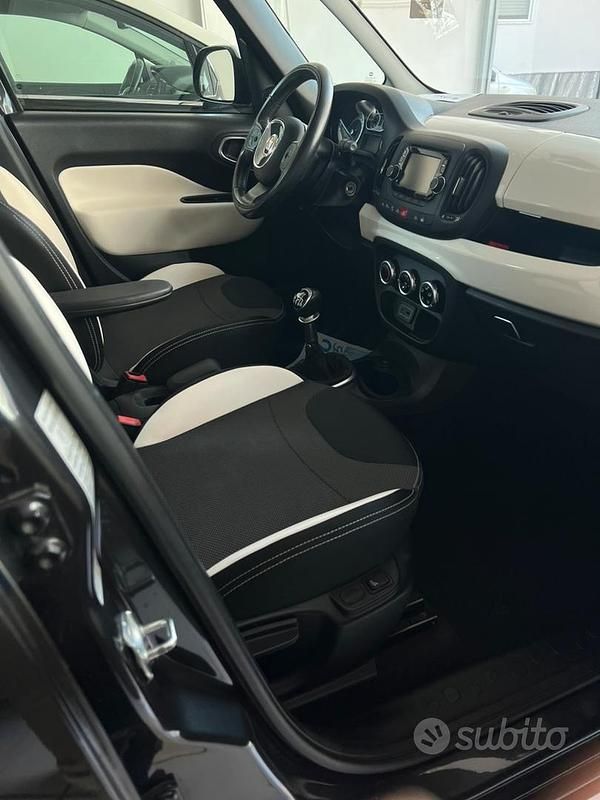 Usata Fiat 500L Trekking 120 CV (88 kW) 2017 Grigio Monovolume